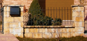 plot s vápennými výkvěty